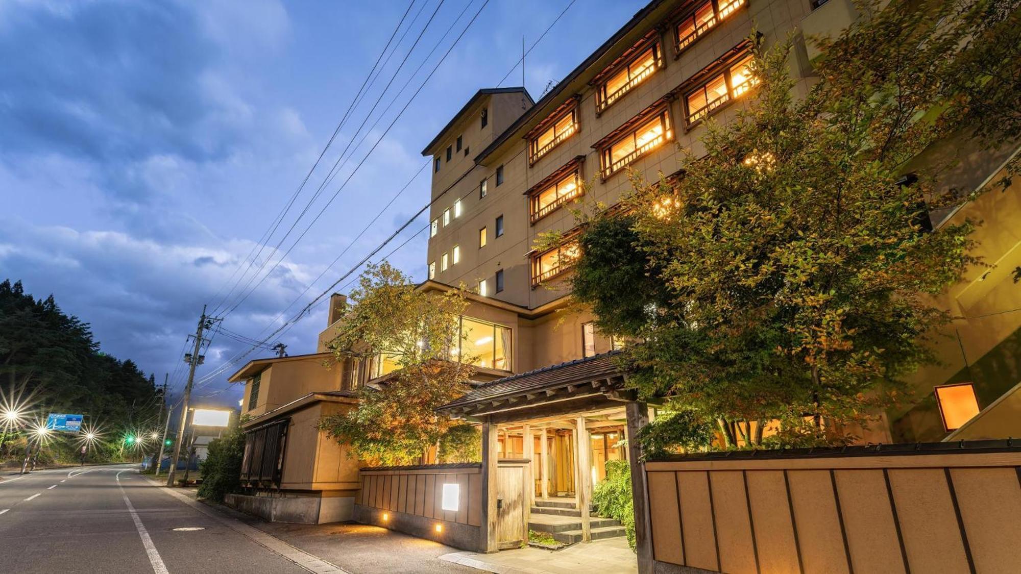 Kashintei Shirahama Hotel Semboku Luaran gambar